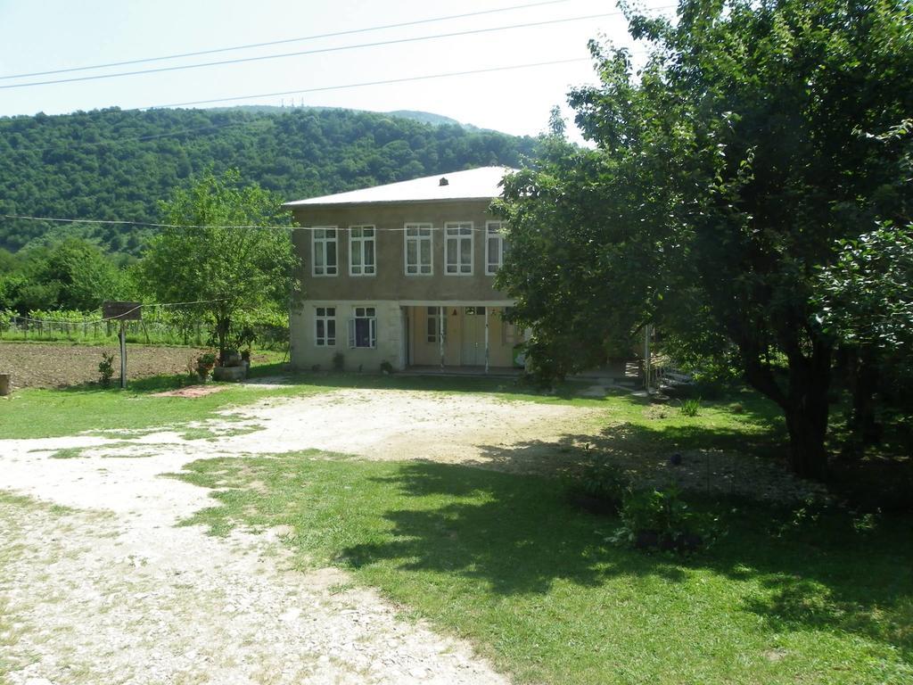 Tamuna Guest House Martvili Esterno foto